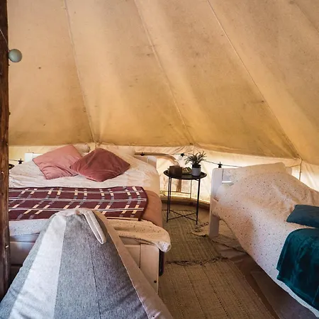 Palukuela Glamping Kase خيمة فخمة Palukula (Rapla)